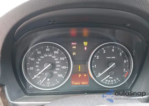 2010 BMW 328I xDrive из США, поврежденный, VIN WBAPK5C54AA647104